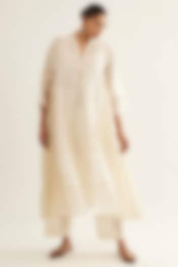 White Chanderi Tissue Cutwork Embroidered Kurta Set by Sihali Jageer at Pernia's Pop Up Shop