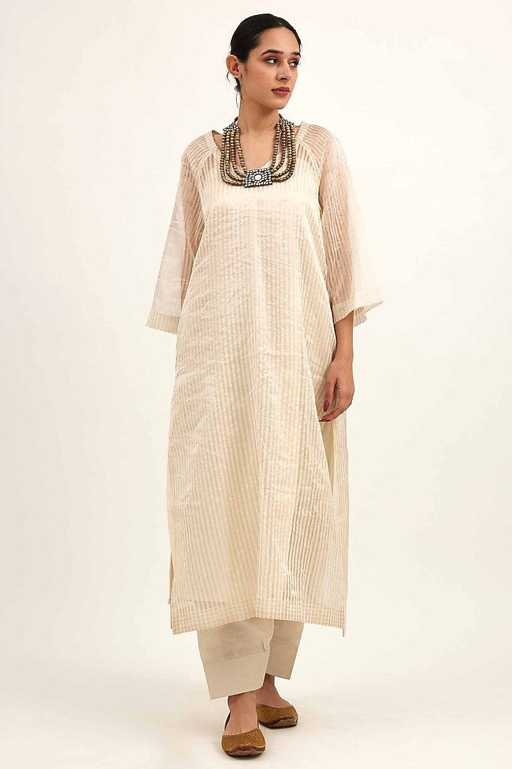 White Maheshwari Stripe Kurta Set by Sihali Jageer at Pernia's Pop Up Shop