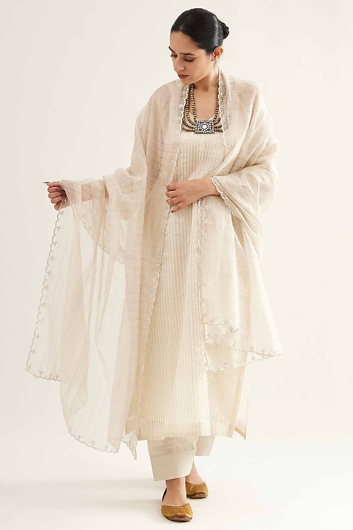 White Maheshwari Stripe Kurta Set by Sihali Jageer at Pernia's Pop Up Shop