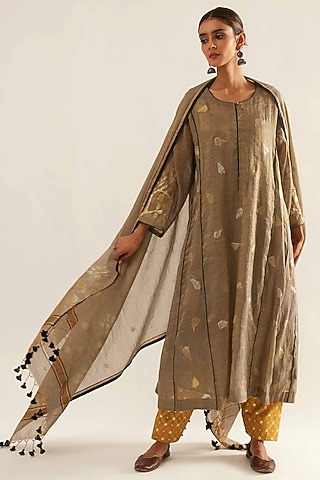 Charcoal Grey Chanderi Embroidered Kalidar Kurta Set by Sihali Jageer