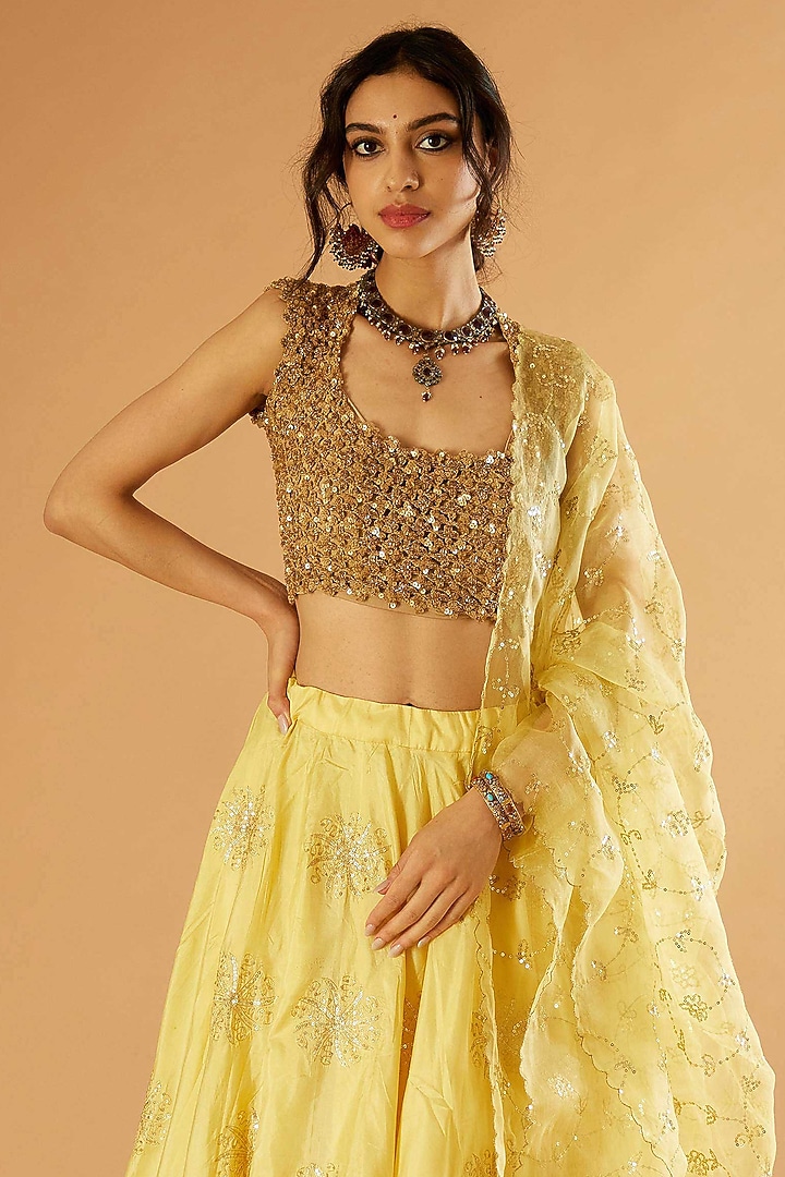 Lemon Yellow Pure Silk Boota Embroidered Wedding Lehenga Set by Sihali Jageer at Pernia's Pop Up Shop