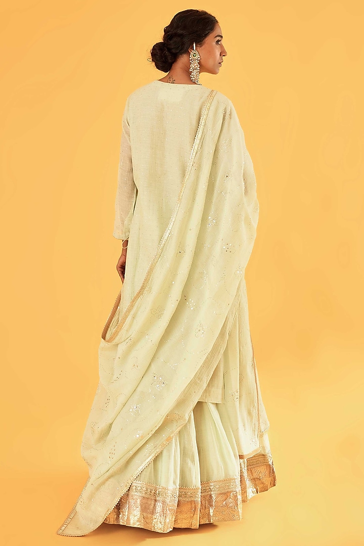 Off-White Pure Chanderi Gota Embroidered Wedding Lehenga Set by Sihali Jageer at Pernia's Pop Up Shop