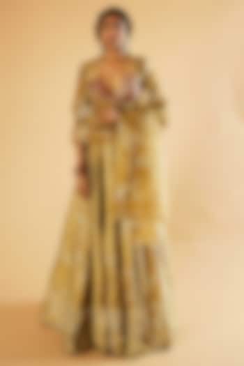 Copper Pure Silk Jaal Hand Embroidered Bridal Lehenga Set by Sihali Jageer at Pernia's Pop Up Shop