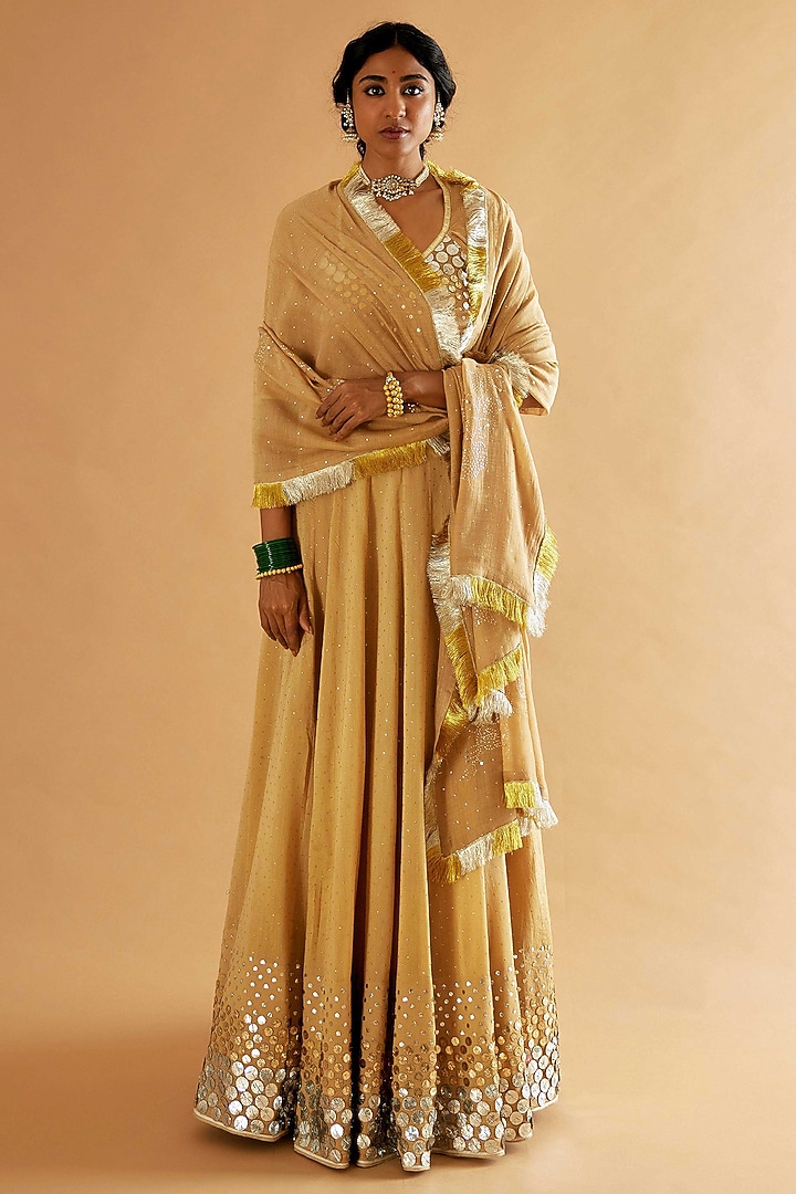 Beige Pure Silk Mukaish Embroidered Wedding Lehenga Set by Sihali Jageer at Pernia's Pop Up Shop