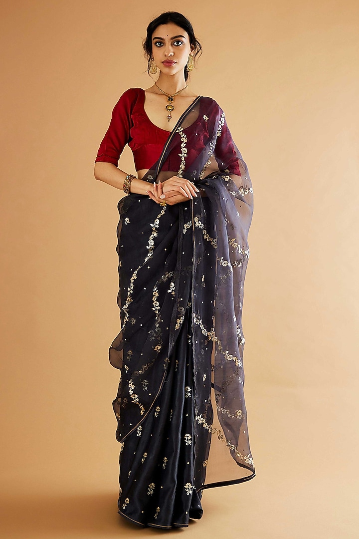 Charcoal Pure Georgette Aari Boota Embroidered Wedding Saree Set by Sihali Jageer at Pernia's Pop Up Shop