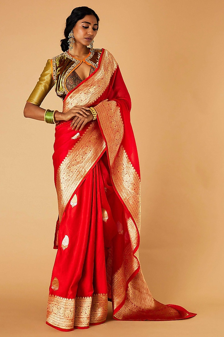 Reddish Orange Pure Organza Banarasi Boota Wedding Saree Set by Sihali Jageer at Pernia's Pop Up Shop