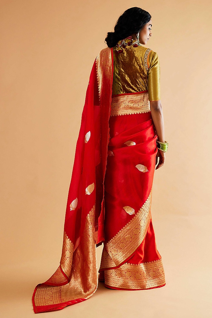 Reddish Orange Pure Organza Banarasi Boota Wedding Saree Set by Sihali Jageer at Pernia's Pop Up Shop