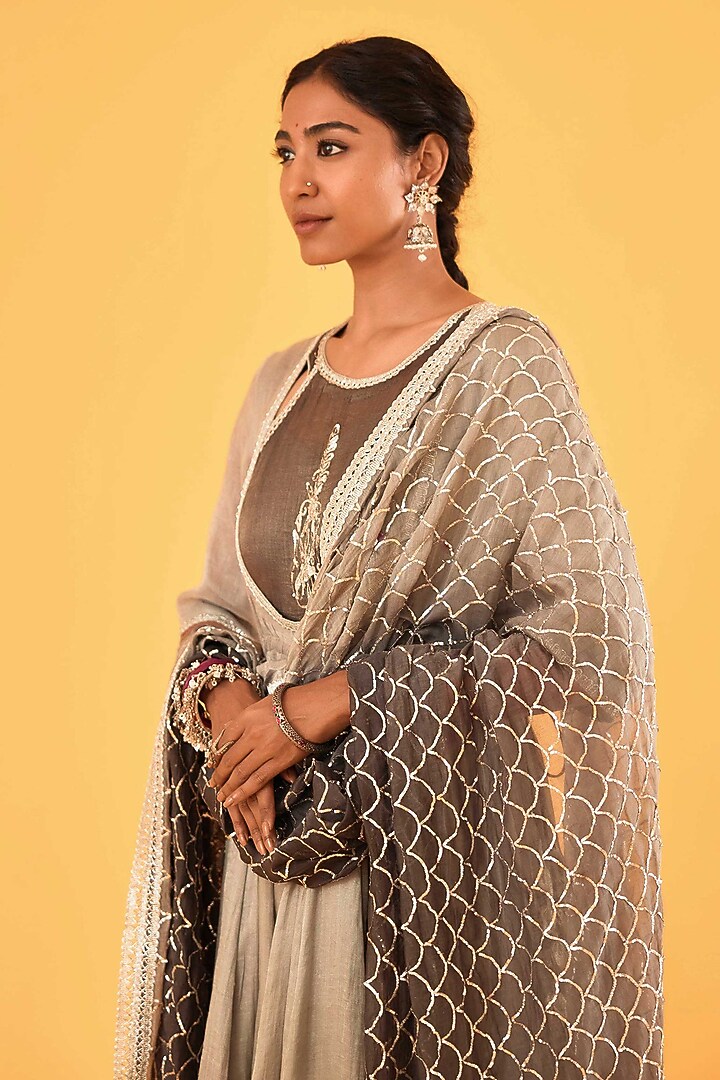 Charcoal Ombre Pure Mul Chanderi Zardosi Embroidered Bridal Anarkali Set by Sihali Jageer at Pernia's Pop Up Shop