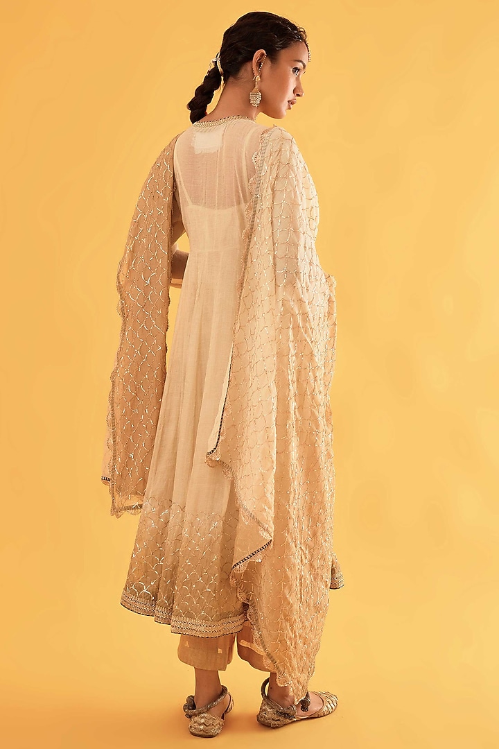Beige Ombre Pure Mul Chanderi Zardosi Embroidered Bridal Anarkali Set by Sihali Jageer at Pernia's Pop Up Shop