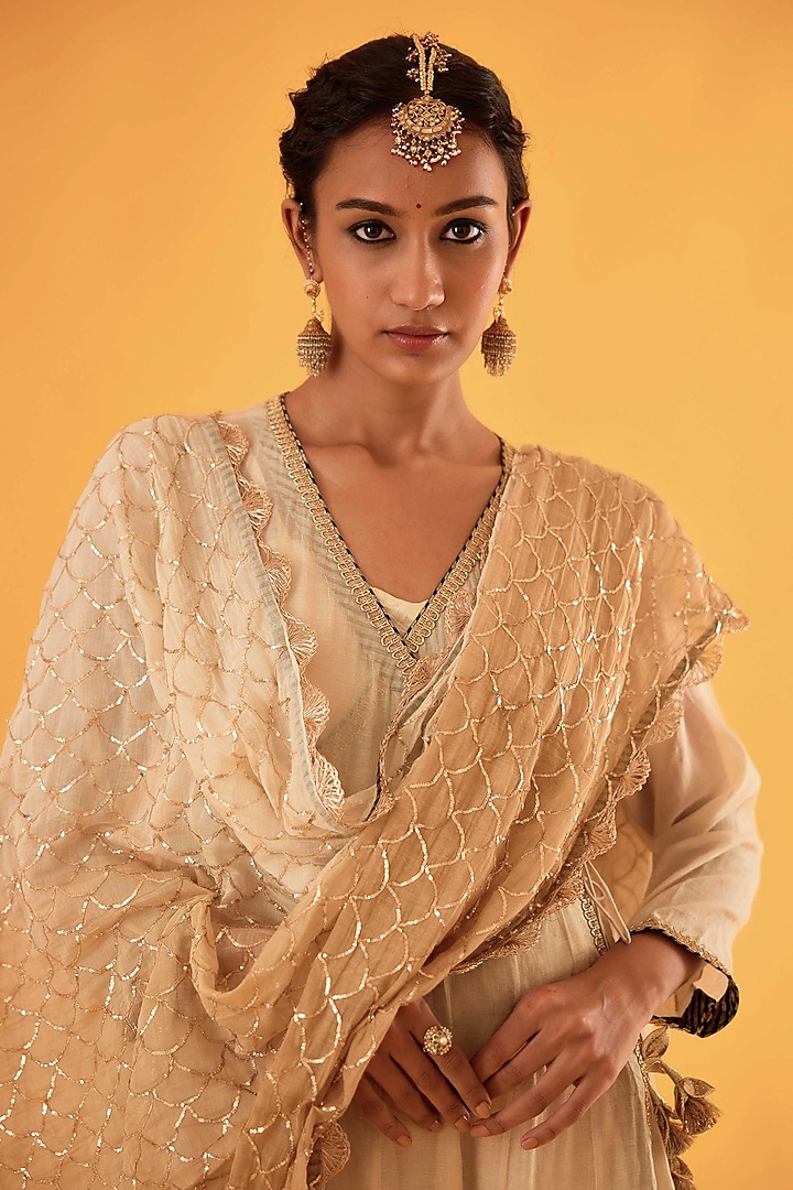 Beige Ombre Pure Mul Chanderi Zardosi Embroidered Bridal Anarkali Set by Sihali Jageer at Pernia's Pop Up Shop