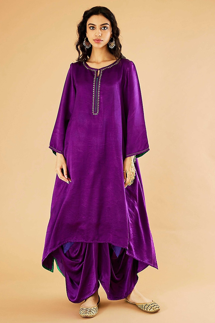 Purple Mashru Silk Karchobi Embroidery A-Line Kurta Set by Sihali Jageer at Pernia's Pop Up Shop