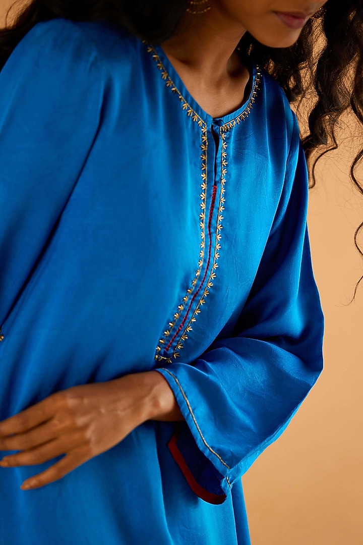 Blue Mashru Silk Karchobi Embroidery A-Line Kurta Set by Sihali Jageer at Pernia's Pop Up Shop
