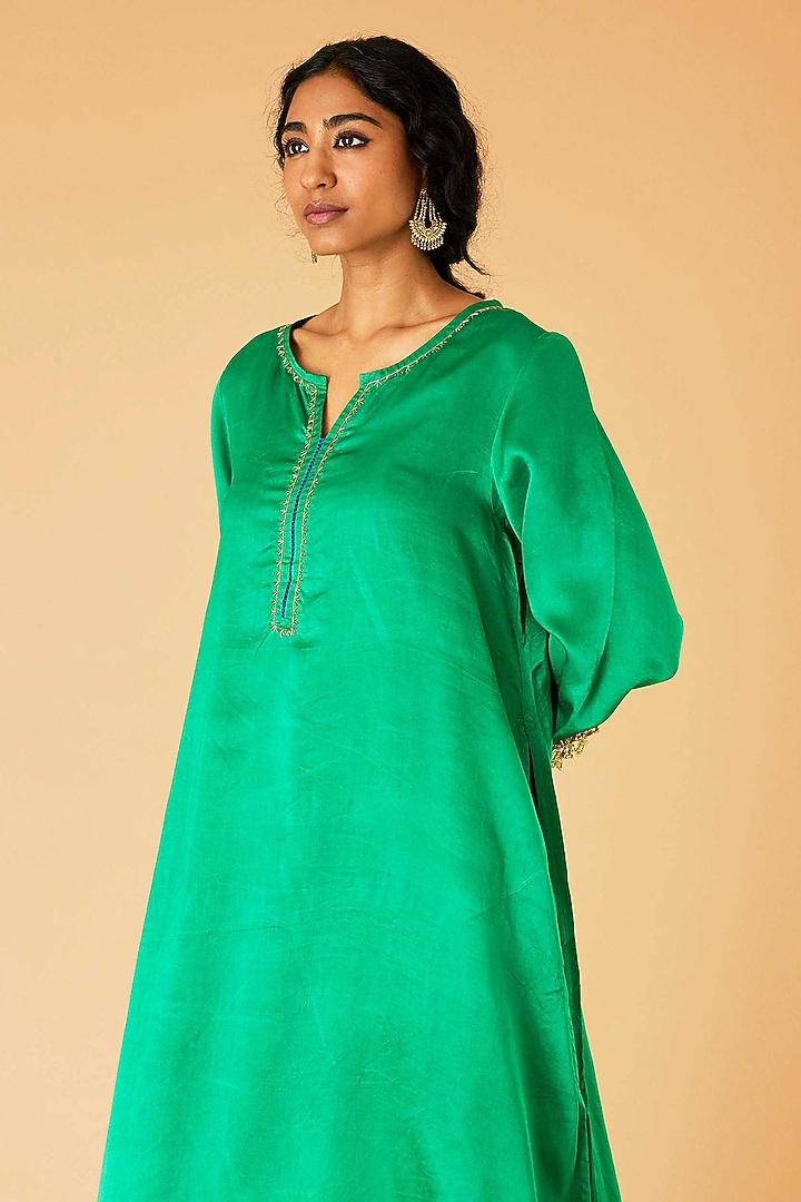 Green Mashru Silk Karchobi Embroidery A-Line Kurta Set by Sihali Jageer at Pernia's Pop Up Shop