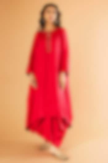 Red Mashru Silk Karchobi Embroidery A-Line Kurta Set by Sihali Jageer at Pernia's Pop Up Shop