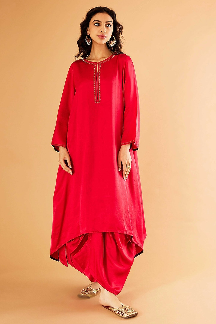Red Mashru Silk Karchobi Embroidery A-Line Kurta Set by Sihali Jageer at Pernia's Pop Up Shop