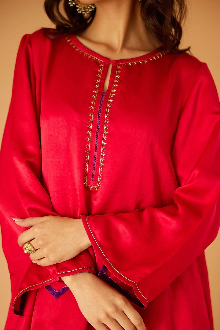 Red Mashru Silk Karchobi Embroidery A-Line Kurta Set by Sihali Jageer at Pernia's Pop Up Shop