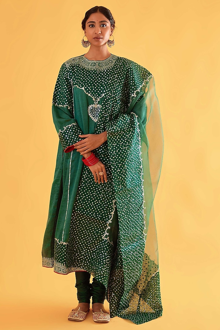 Green Mashru Silk Mirror Embroidered Kurta Set by Sihali Jageer at Pernia's Pop Up Shop
