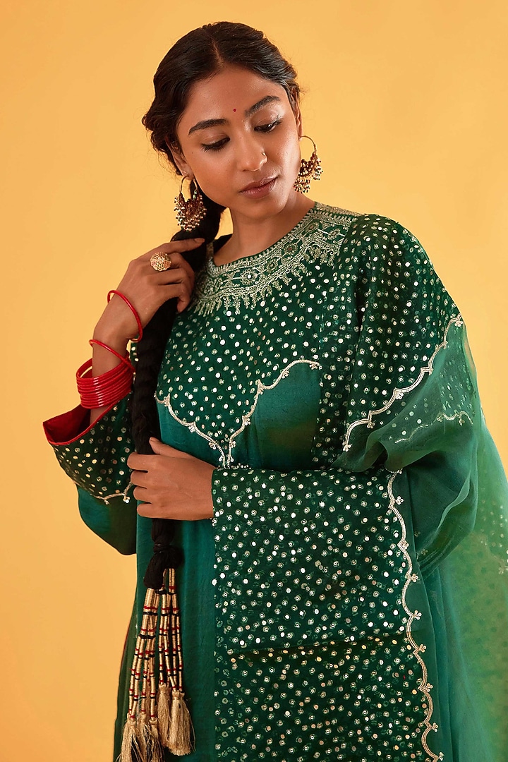 Green Mashru Silk Mirror Embroidered Kurta Set by Sihali Jageer at Pernia's Pop Up Shop