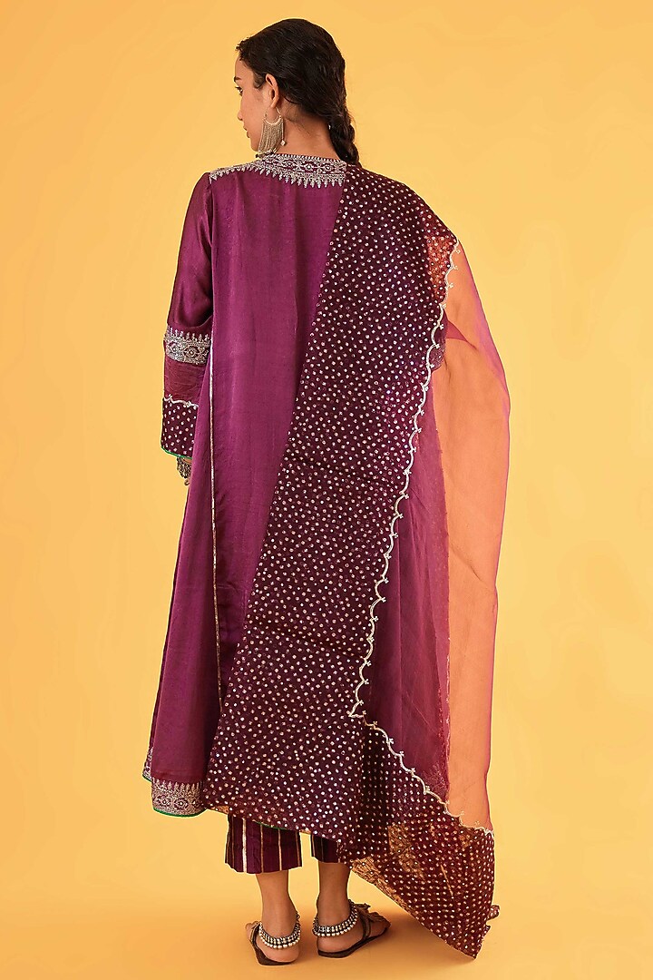 Plum Mashru Silk Mirror Embroidered Kurta Set by Sihali Jageer at Pernia's Pop Up Shop