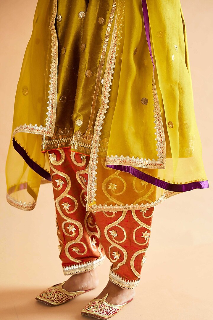 Lemon Green Pure Silk Gota Embroidered Kalidar Kurta Set by Sihali Jageer at Pernia's Pop Up Shop
