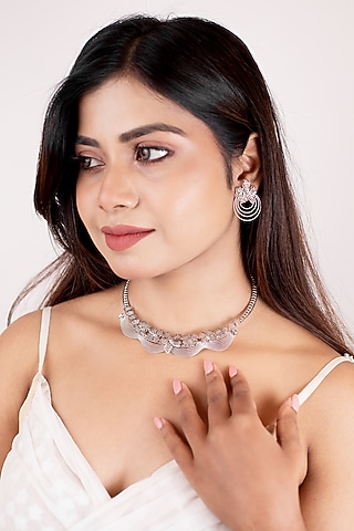 White Rhodium Finish Laser Cut Zircon Camellia Necklace Set In Sterling Silver by Silberry