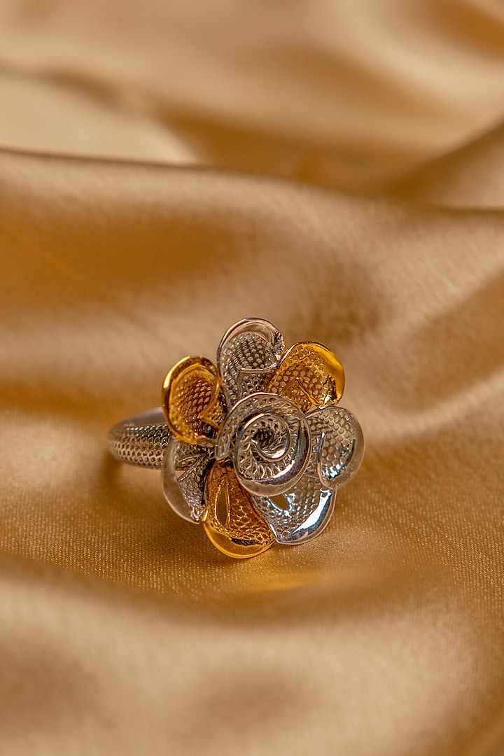 Two-Tone Finish Floral Ring In Sterling Silver by Silver Ishq