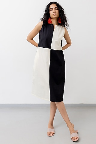 Cream & Black Poplin Color-Blocked Dress by Silai Studio