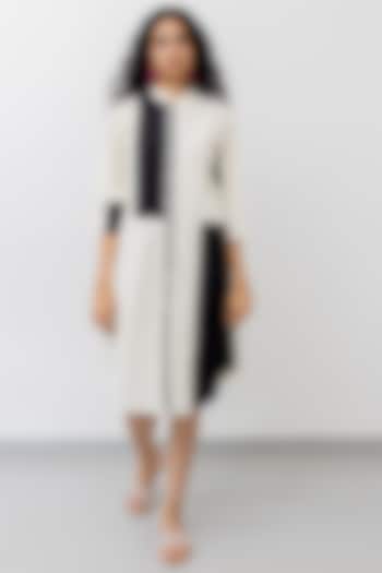 Cream & Black Poplin Color-Blocked Shirt Dress by Silai Studio