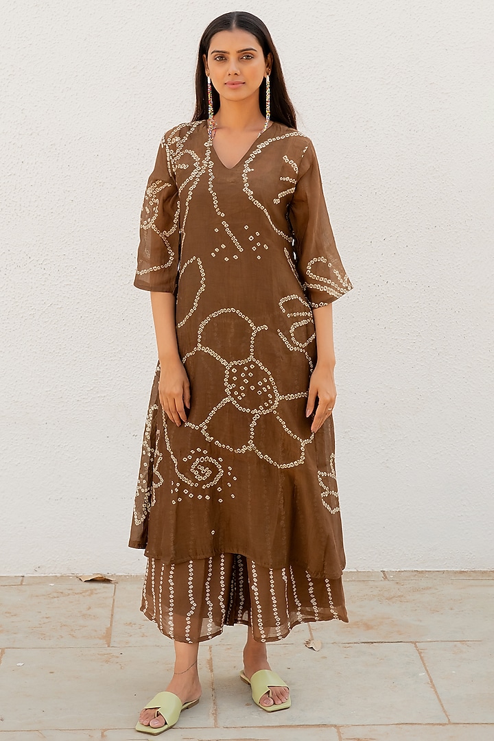 Brown Chanderi Bandhani A-Line Kurta by Silai Studio at Pernia's Pop Up Shop
