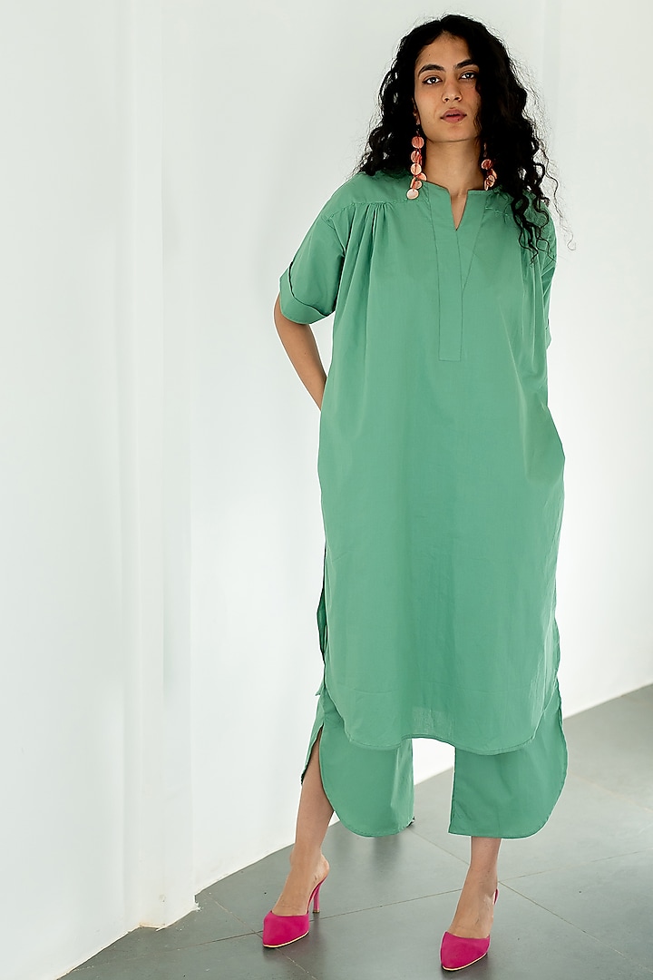 Green Poplin Tunic Set by Silai Studio at Pernia's Pop Up Shop