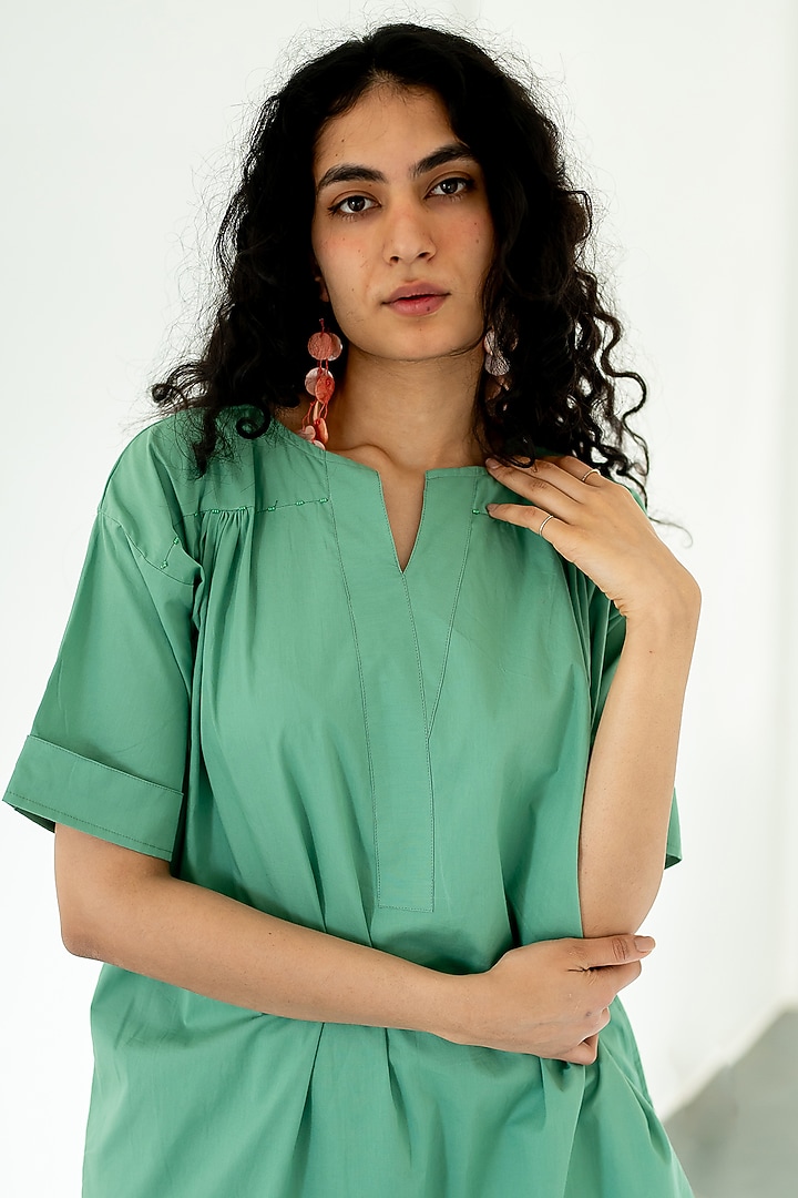 Green Poplin Tunic Set by Silai Studio at Pernia's Pop Up Shop