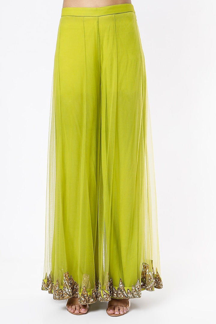 Olive Green Hand Embroidered Kurta Set by SIMRAT MARWAH at Pernia's Pop Up Shop