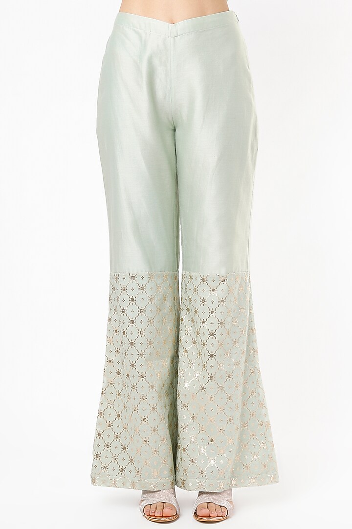 Mint Green Hand Embroidered Kurta Set by SIMRAT MARWAH at Pernia's Pop Up Shop