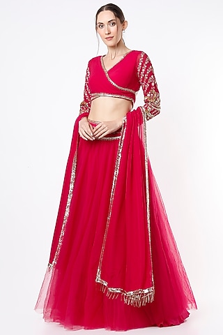 Fuchsia Tulle Embroidered Lehenga Set by SIMRAT MARWAH
