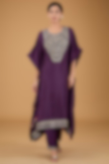 Purple Habutai Silk Hand Embroidered Kaftan Set by Simar Dugal at Pernia's Pop Up Shop