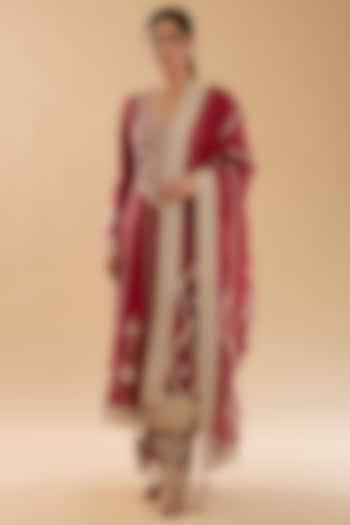 Red Linen Chikankari Embroidered Wedding Anarkali Set by Simar Dugal at Pernia's Pop Up Shop