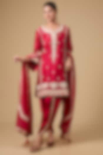 Red Chanderi Dori Embroidered Choga Kurta Set by Simar Dugal at Pernia's Pop Up Shop