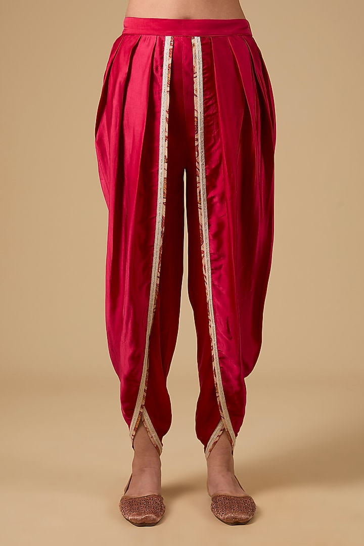 Red Chanderi Dori Embroidered Choga Kurta Set by Simar Dugal at Pernia's Pop Up Shop