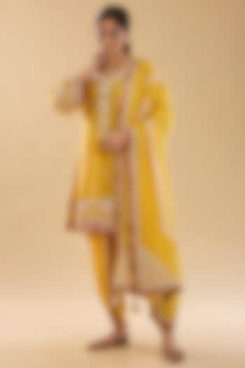 Yellow Chanderi Dori Embroidered Choga Kurta Set by Simar Dugal at Pernia's Pop Up Shop