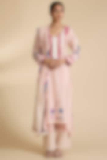 Pink Chanderi Ikat Patchwork Kurta Set by Simar Dugal at Pernia's Pop Up Shop