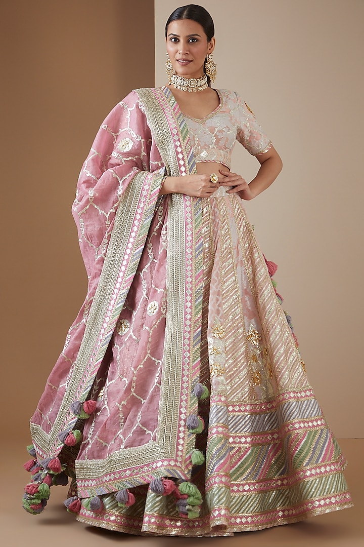 Pink Banarasi Embroidered Bridal Lehenga Set by Simar Dugal at Pernia's Pop Up Shop