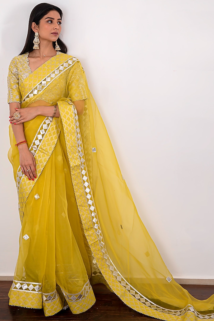 Yellow Embroidered Saree Set by Simar Dugal