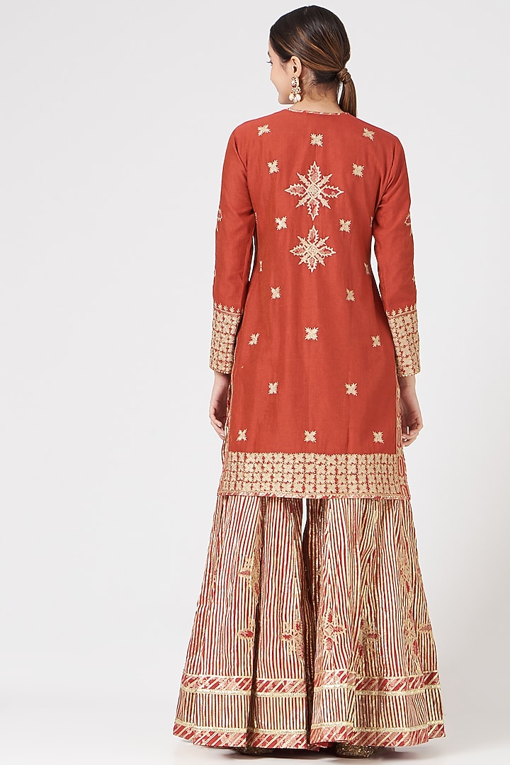 Maroon Chanderi Banarasi Paneled Wedding Sharara Set by Simar Dugal at Pernia's Pop Up Shop
