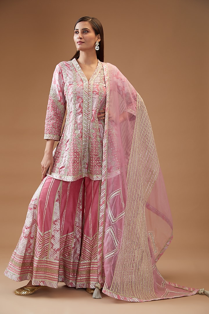 Salmon Pink Banarasi & Chanderi Embroidered Wedding Sharara Set by Simar Dugal at Pernia's Pop Up Shop