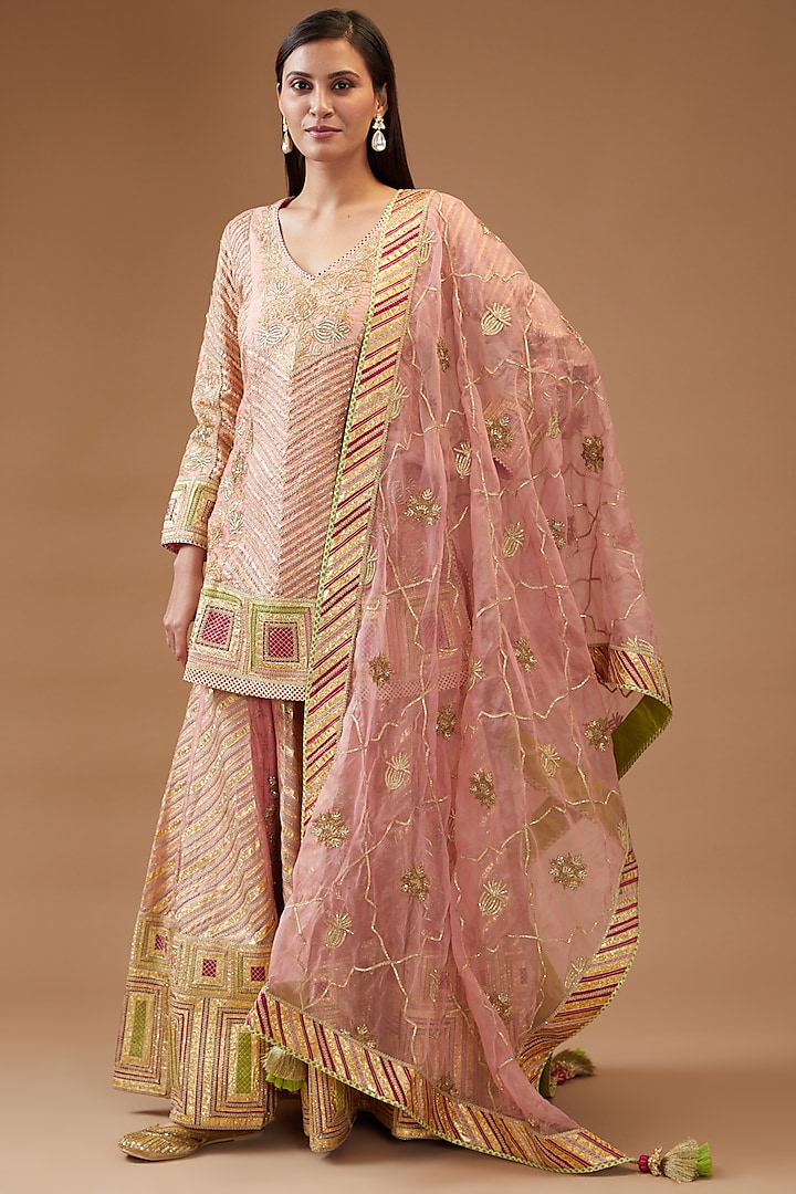 Pink Banarasi Embroidered Sharara Set by Simar Dugal at Pernia's Pop Up Shop