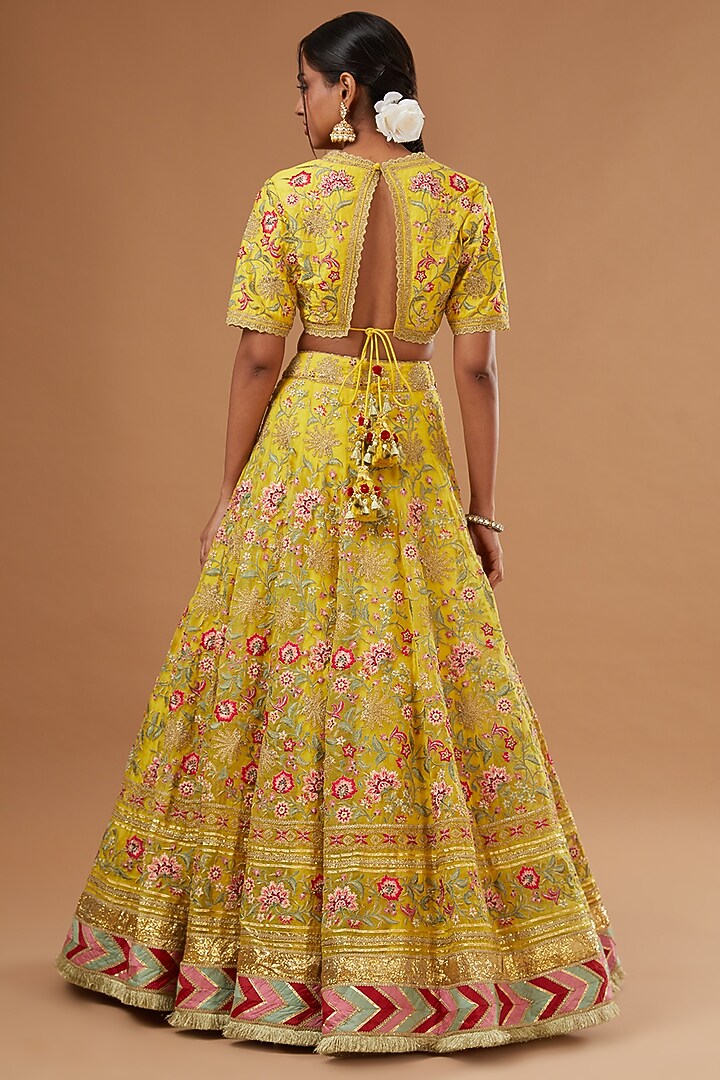 Yellow Organza & Chanderi Embellished Bridal Lehenga Set by Simar Dugal at Pernia's Pop Up Shop