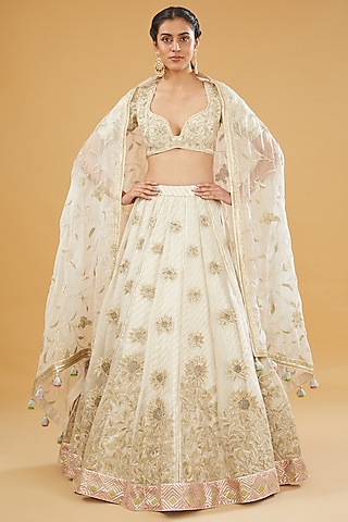 Ivory Crepe Silk Dori & Nakshi Embroidered Lehenga Set by Simar Dugal