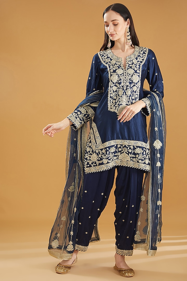 Navy Blue Tussar Silk Floral Hand Embroidered Kurta Set by Simar Dugal