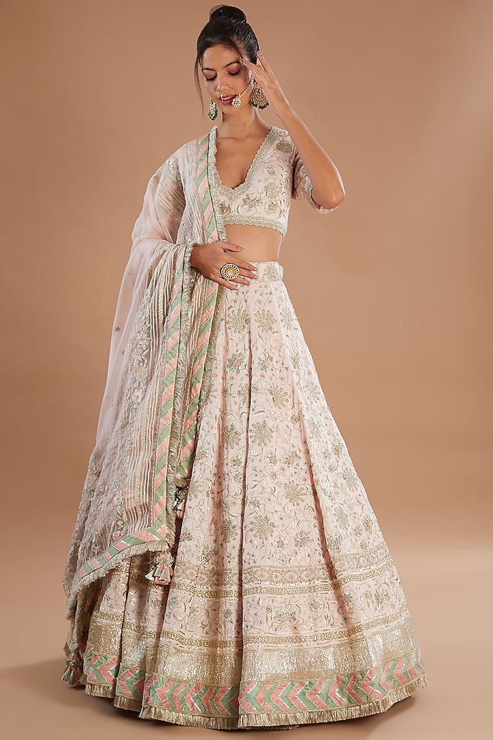 Blush Pink Organza & Chanderi Dabka Embellished Bridal Lehenga Set by Simar Dugal at Pernia's Pop Up Shop