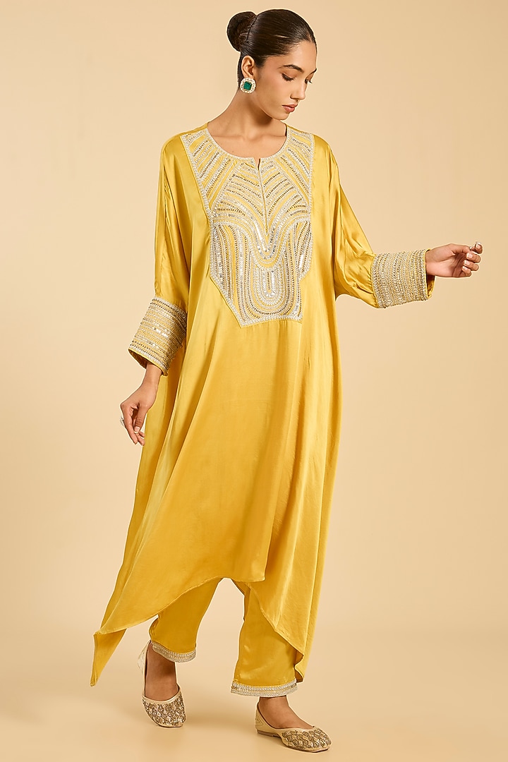 Mustard Striped Tissue Hand Embroidered Kaftan Set by Simar Dugal at Pernia's Pop Up Shop